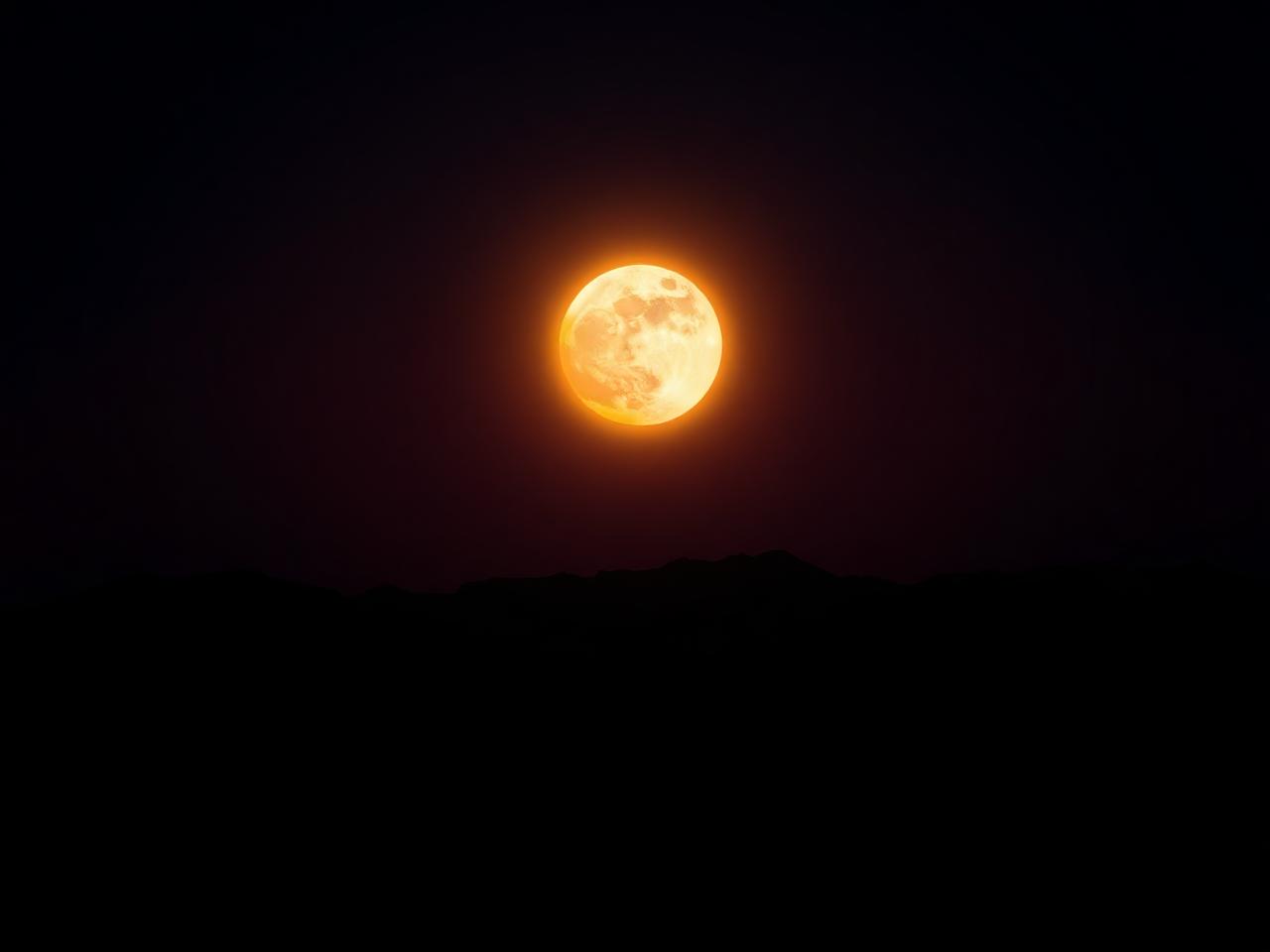 Eclipse Lunar: portales de destino acelerado